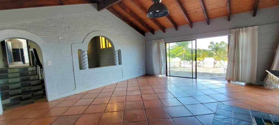 4 Bedroom Property for Sale in Blue Bend Eastern Cape